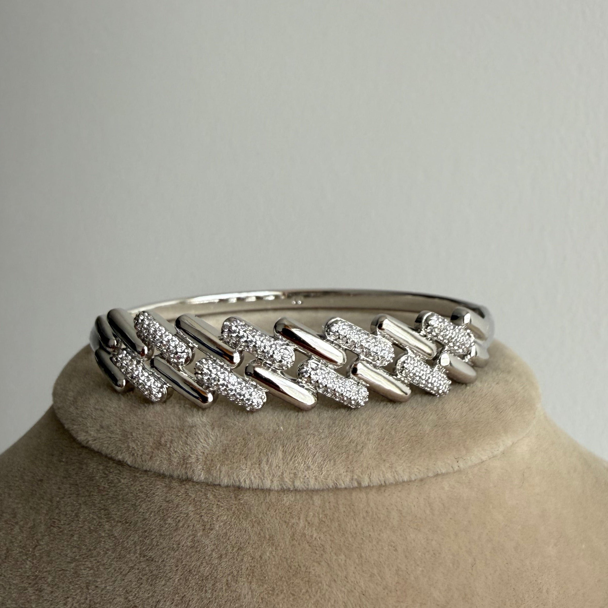 Silver Chain Taşlı Bileklik