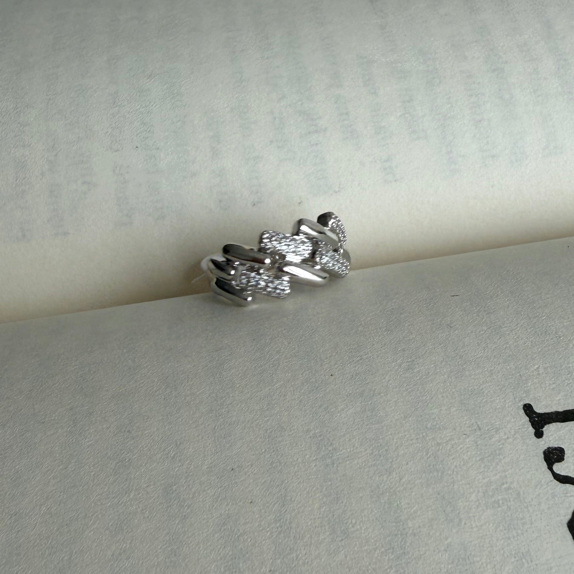 Silver Renk Taşlı Modern Tasarım Xuping Kadın Yüzük