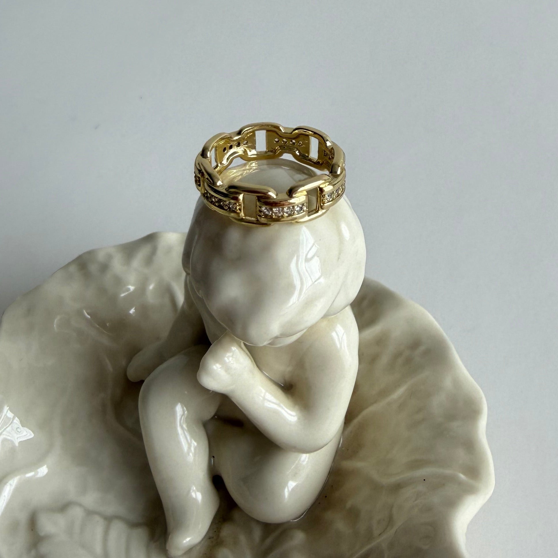 Gold Rengi Zincir Desenli Modern Model Xuping Kadın Yüzük